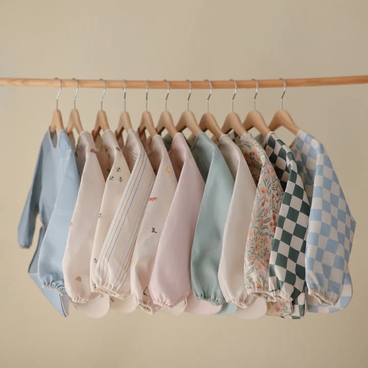 Mushie: Long sleeve Bibs